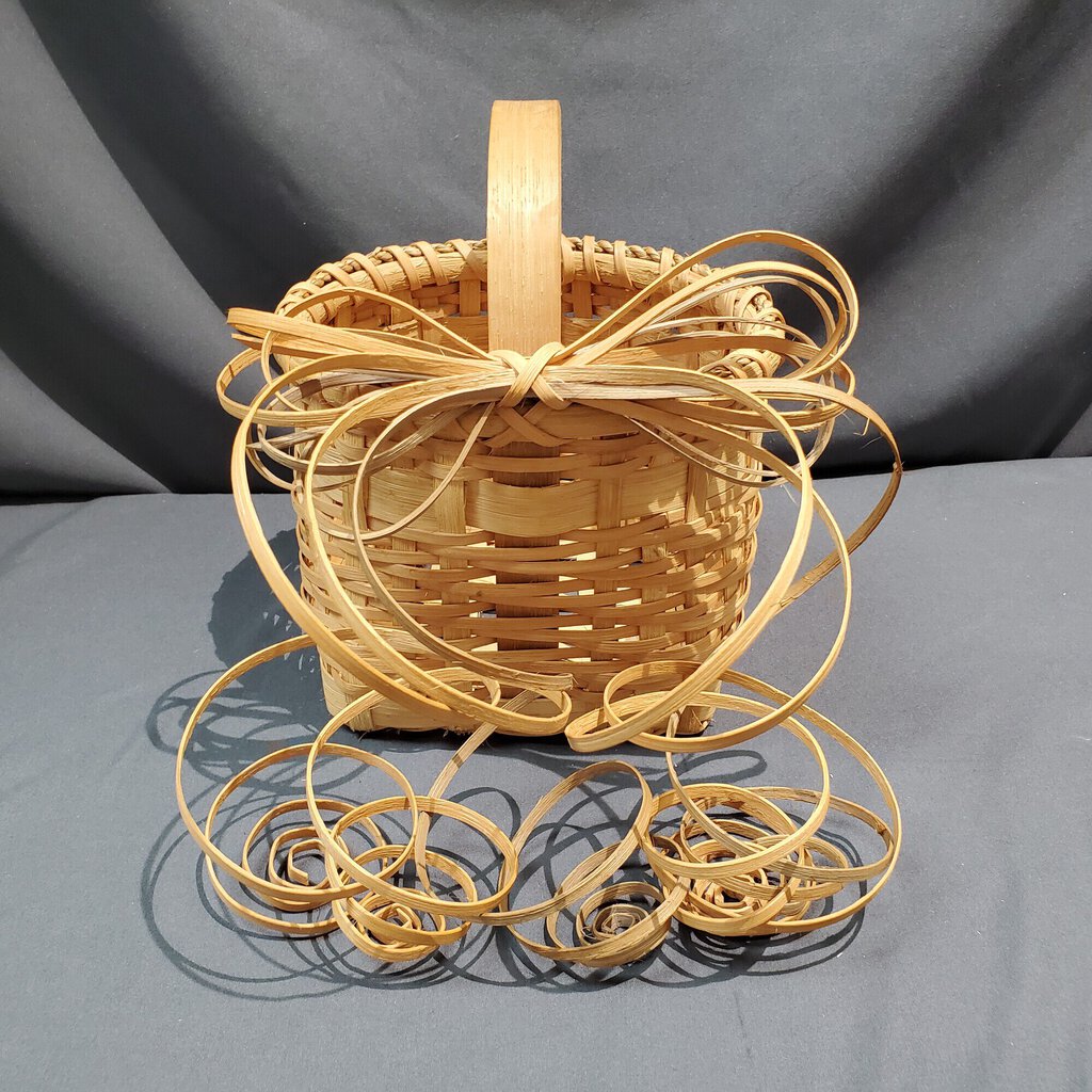 Handmade Basket, Size: 7x10