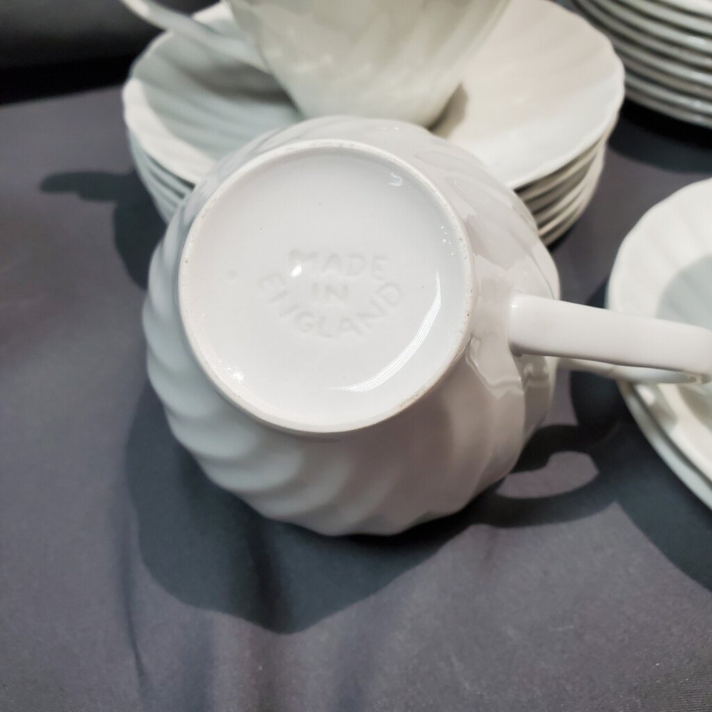 30pc Tea Set W Plates, England