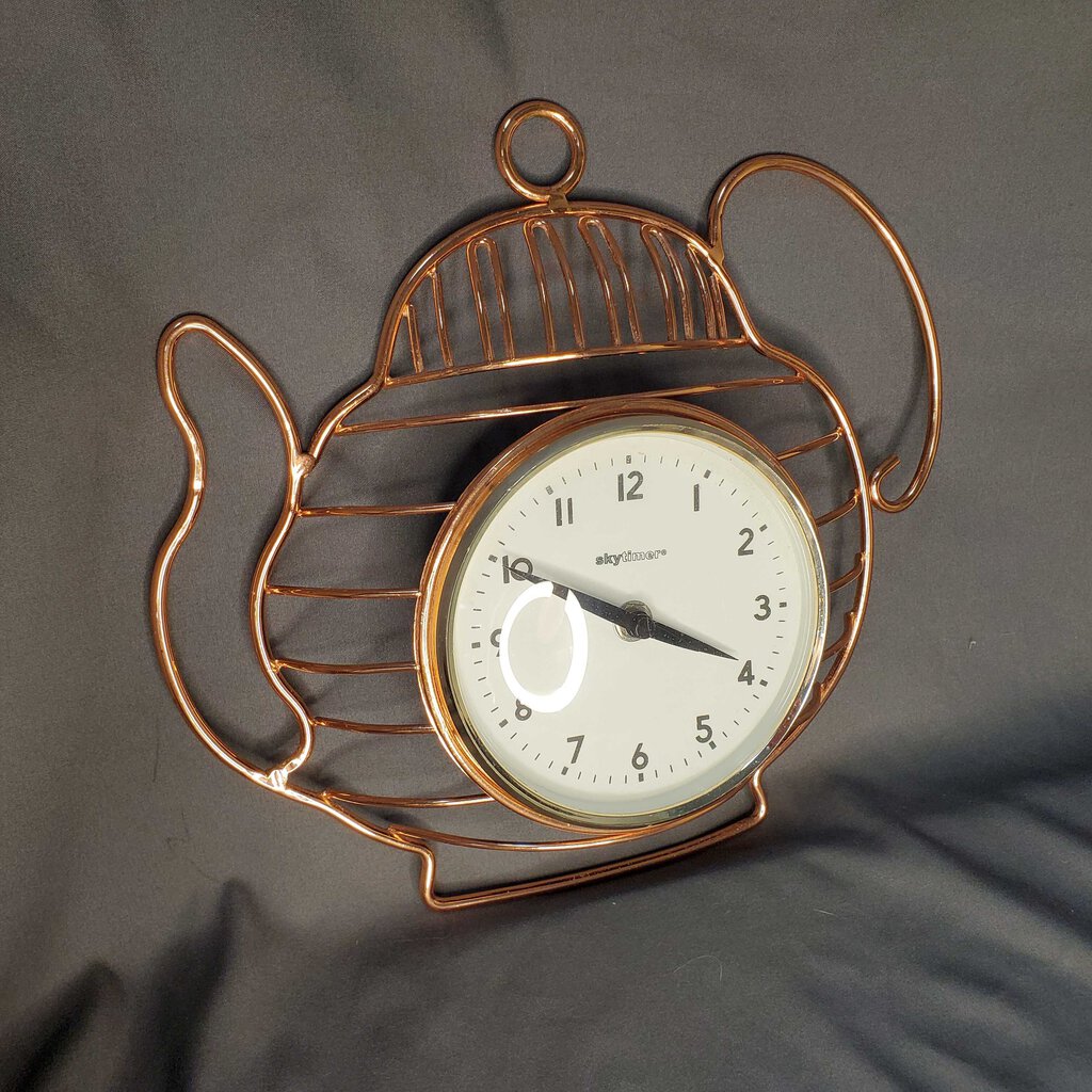 Copper Wire Teapot Clock