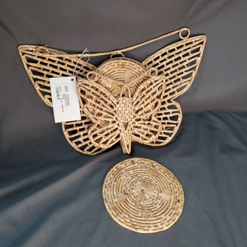 Wicker Butterfly Trivet Holder