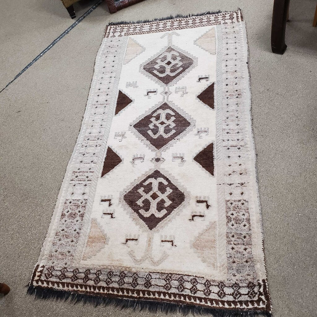 Tribal rug wool with horsehair fringe