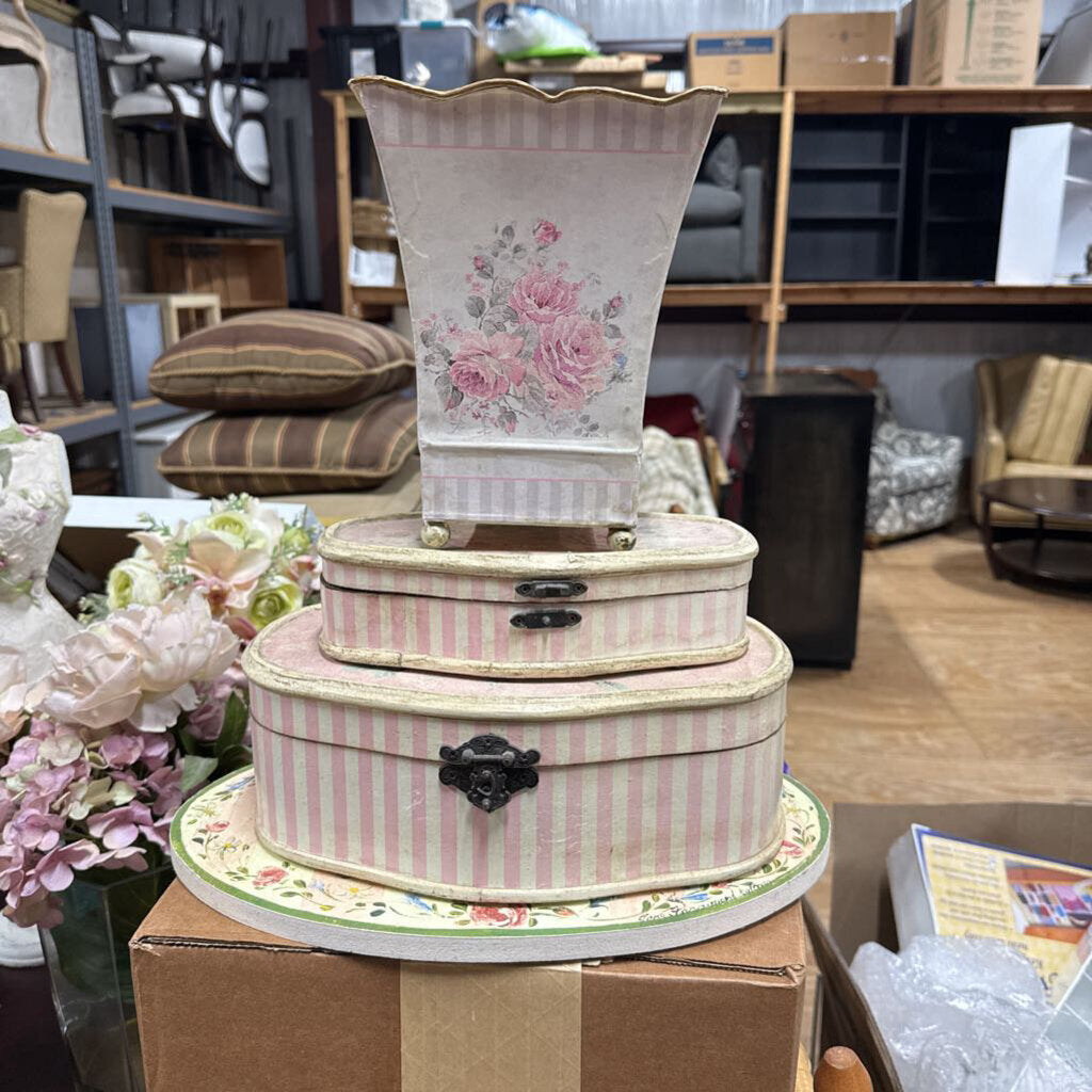 4pc shabby chic decor items