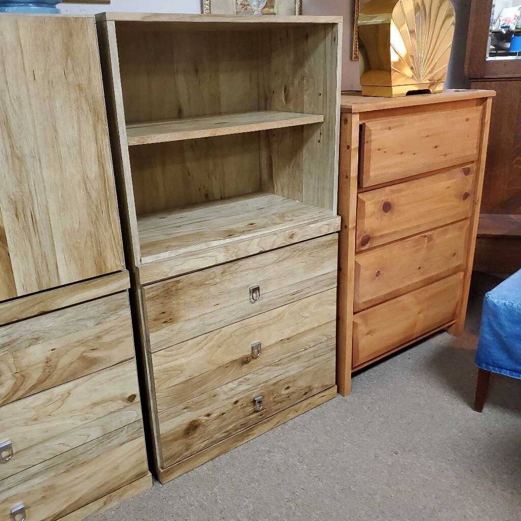 Chest/cabinet natural