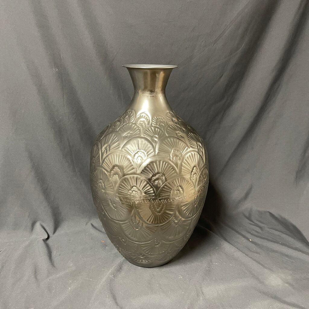 *NEW* Hammered Metal Vase