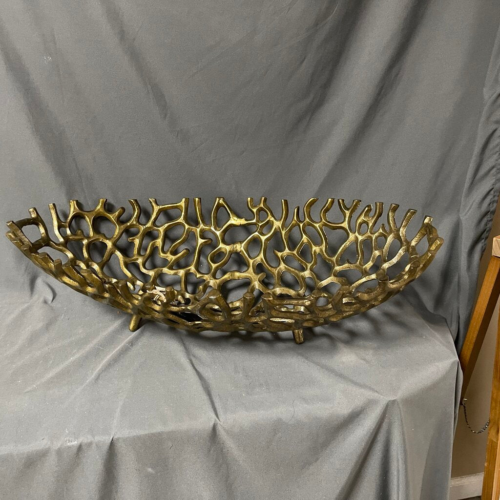 *NEW* Metal Coral Basket