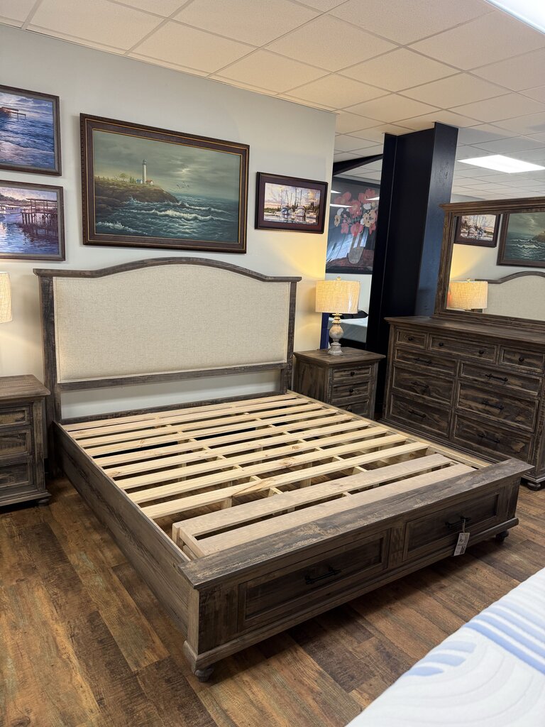 *NEW* Thompson Platform with Drawers