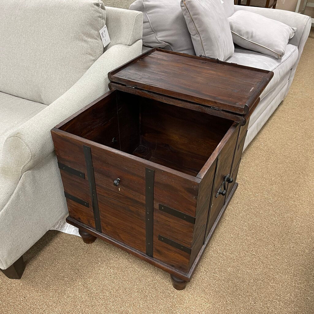 Pair Rustic Style Storage End Tables