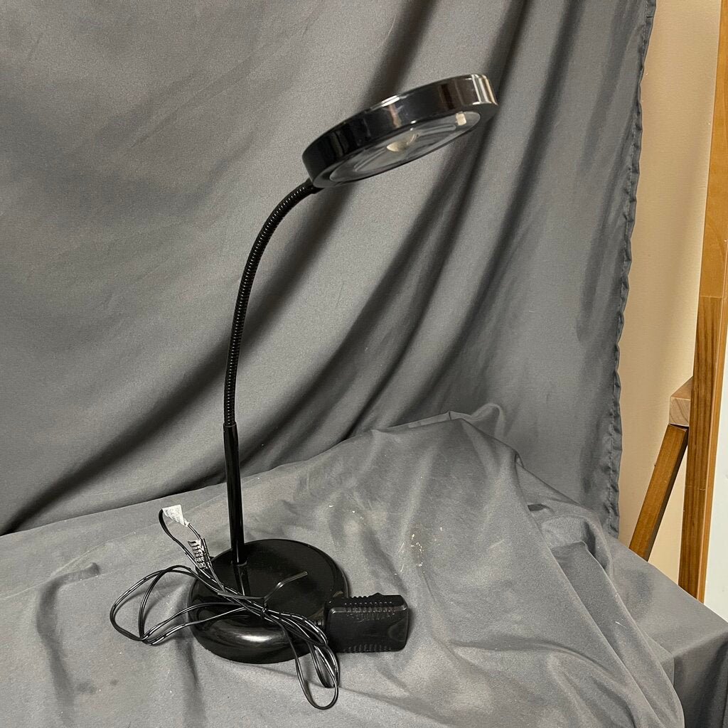 Slim LED Gooseneck Desk Lamp
