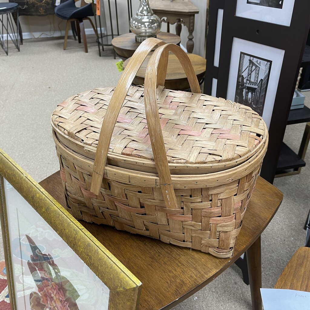 Vintage Picnic Basket