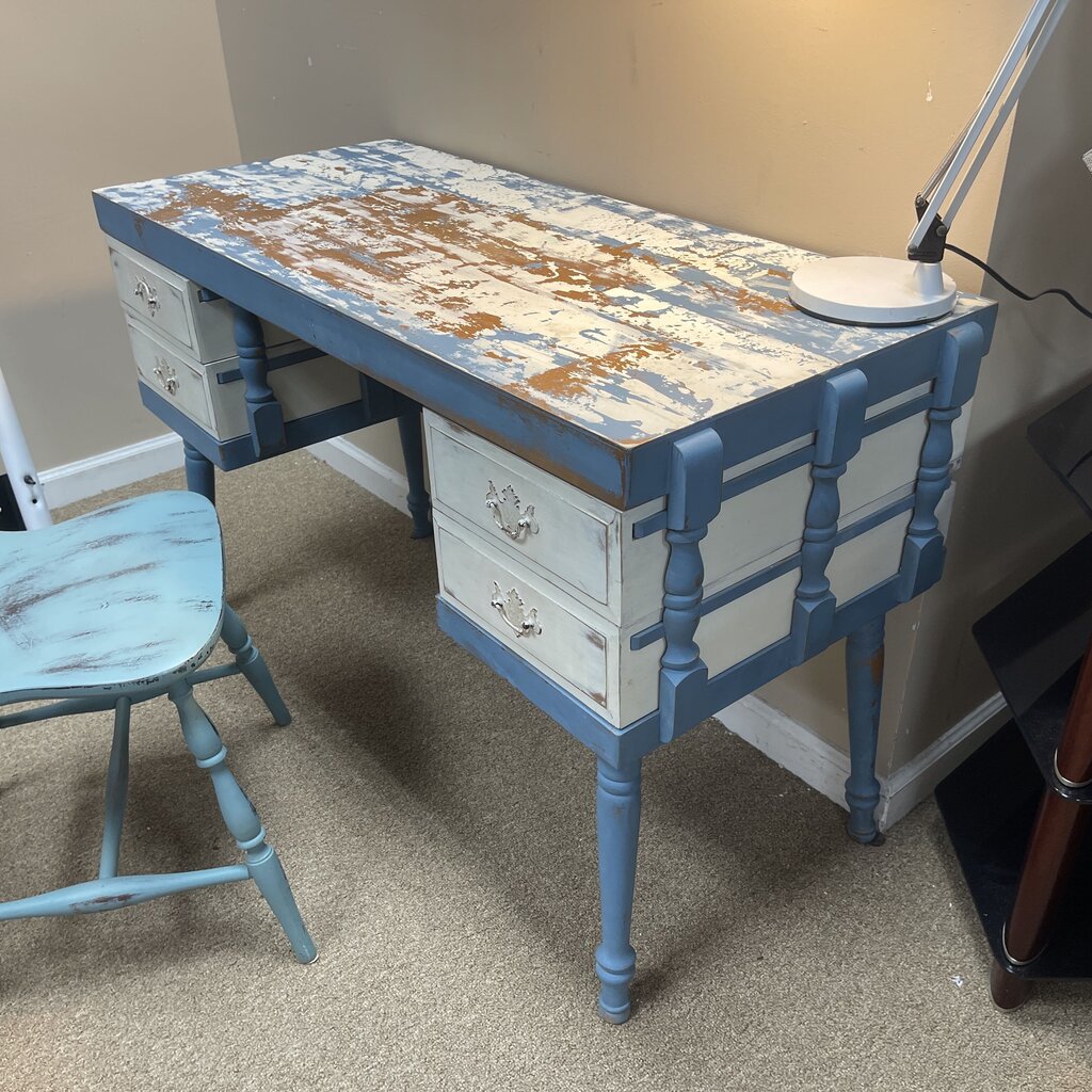 Shabby Funky Student Desk + Chair