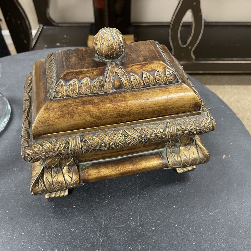 Decorative Box w/Lid