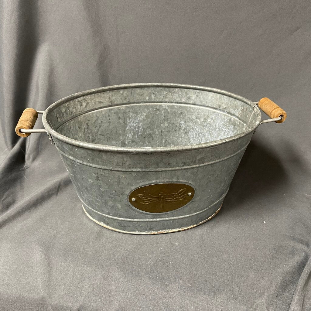 Galvanized Tub w/Wood Handles