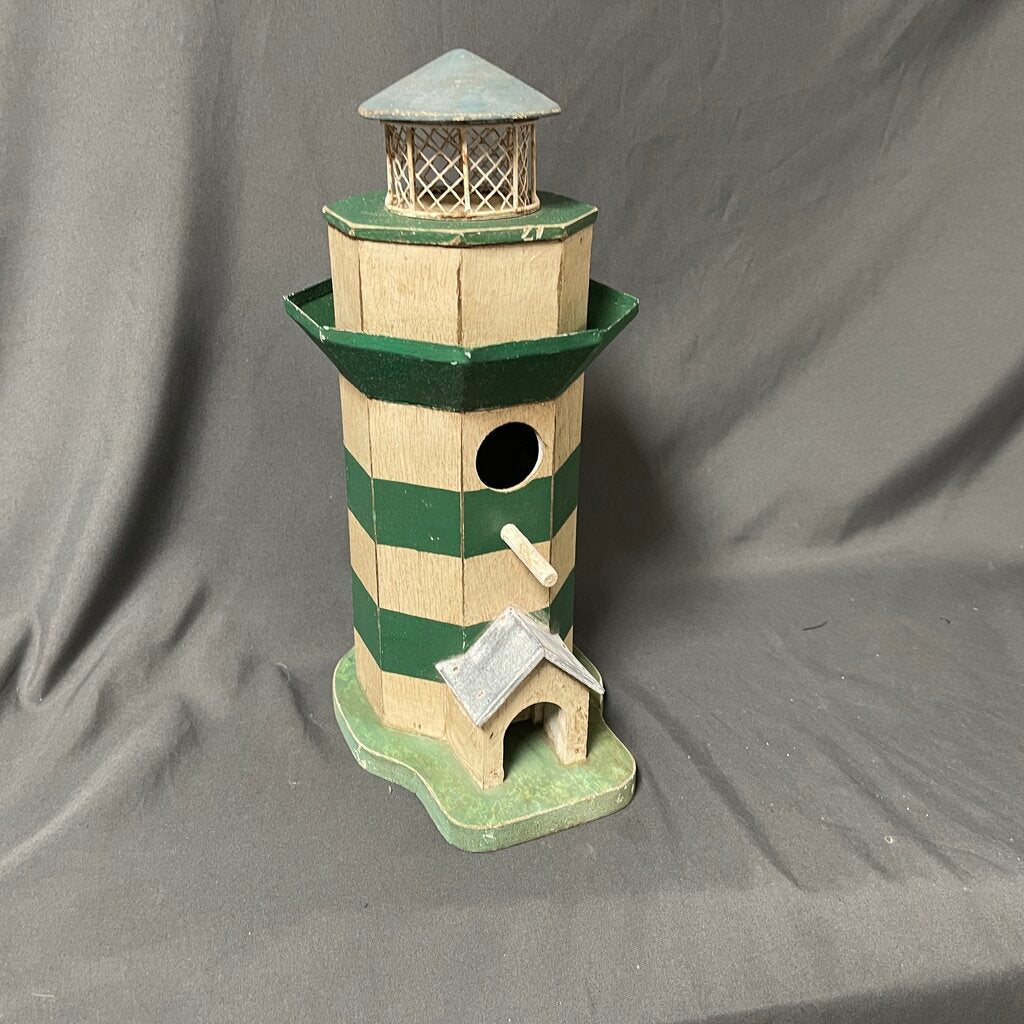 Wood Lighthouse Birdhouse
