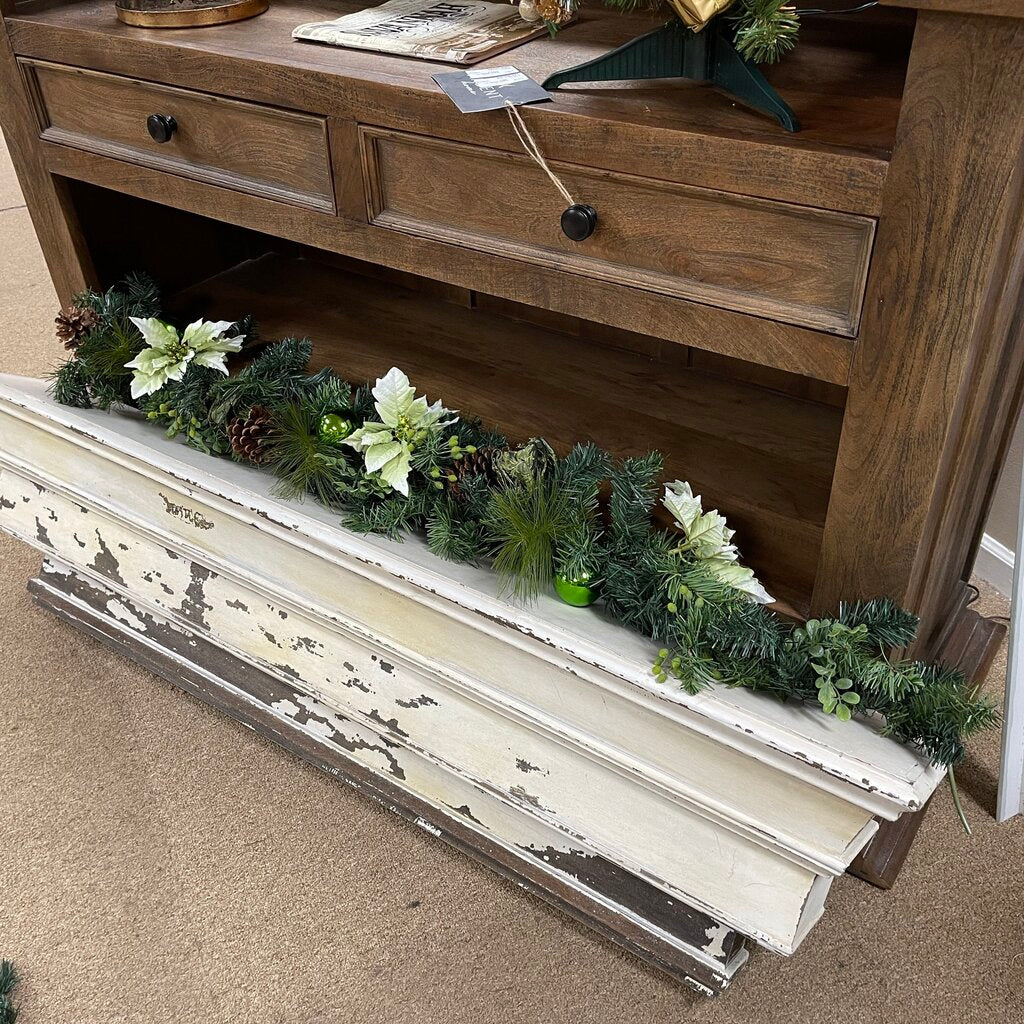 White Poinsettia Garland