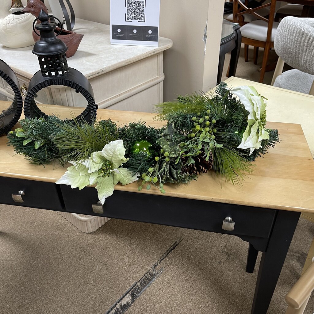 White Poinsettia Garland