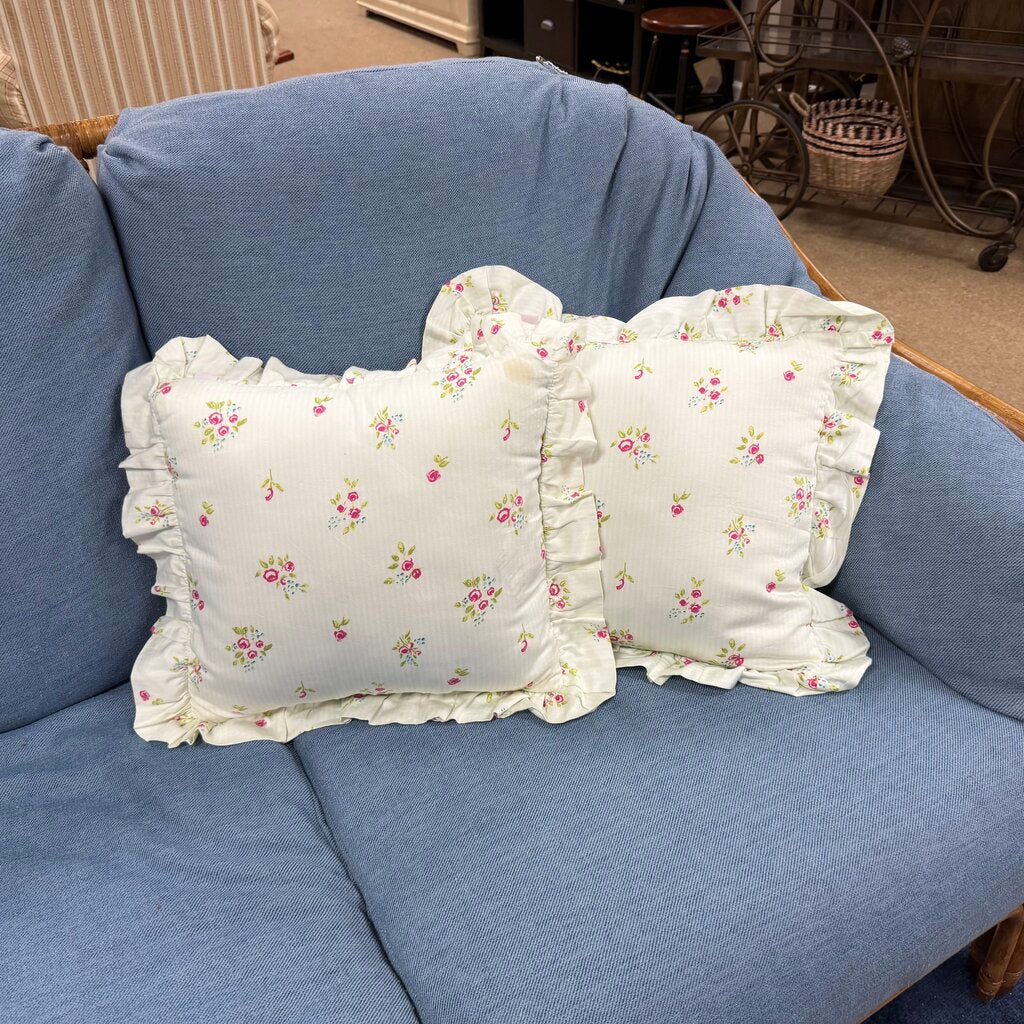 Pair Reversible Floral Ruffle Pillows