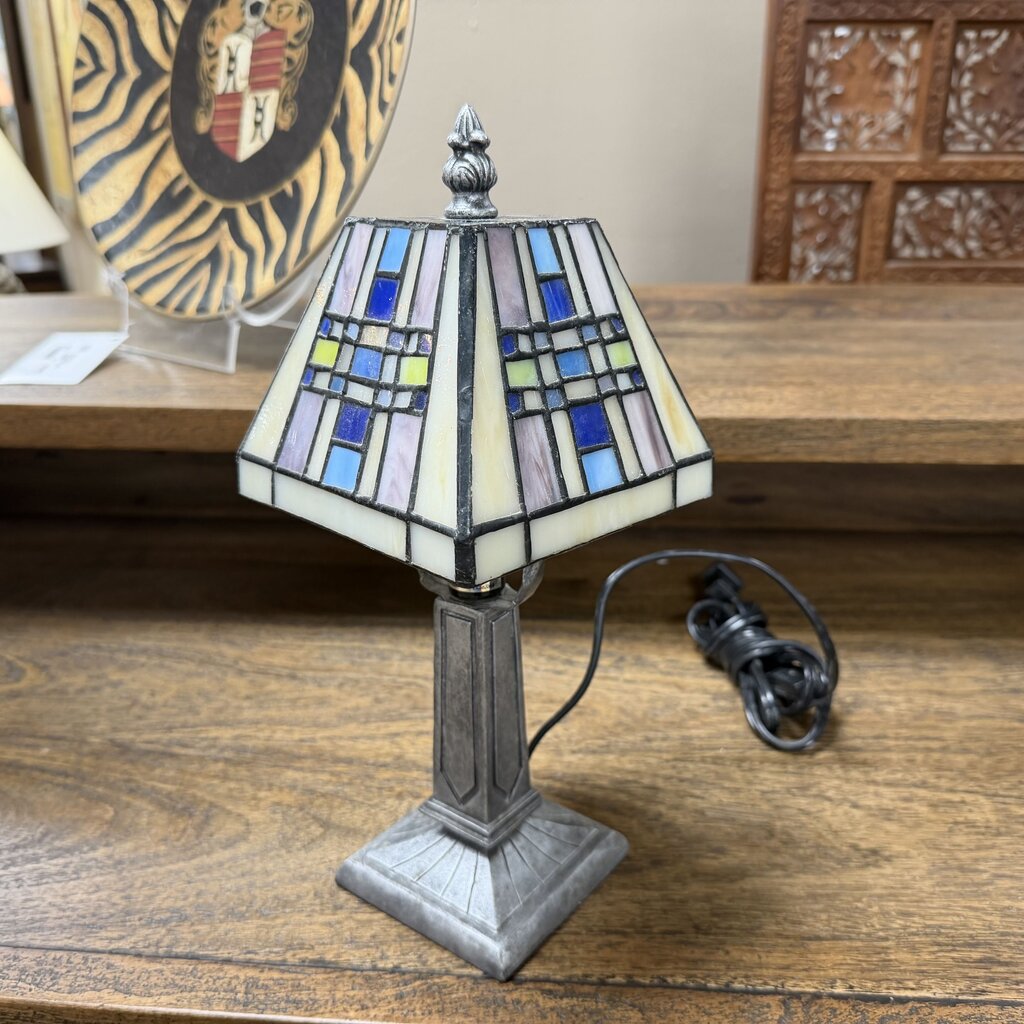 Small Tiffany Style Lamp