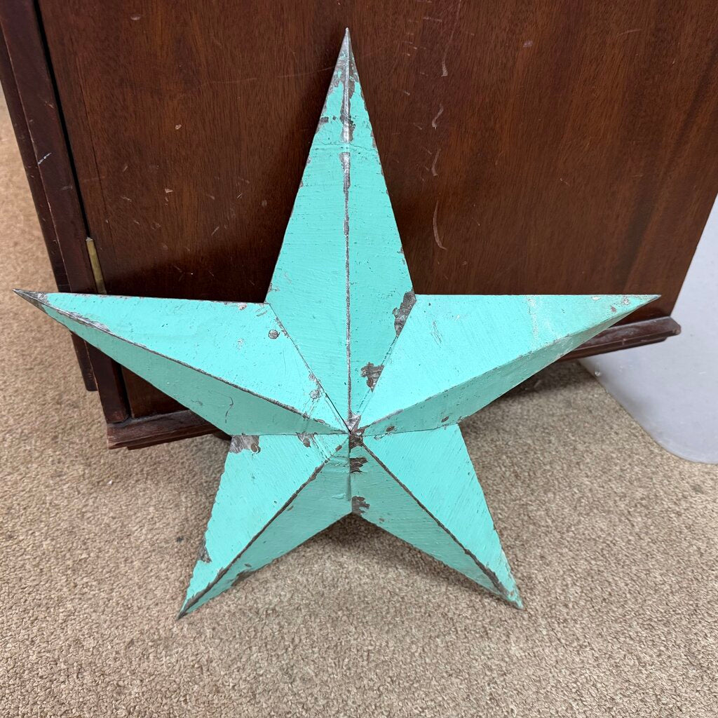 Metal Star Decor