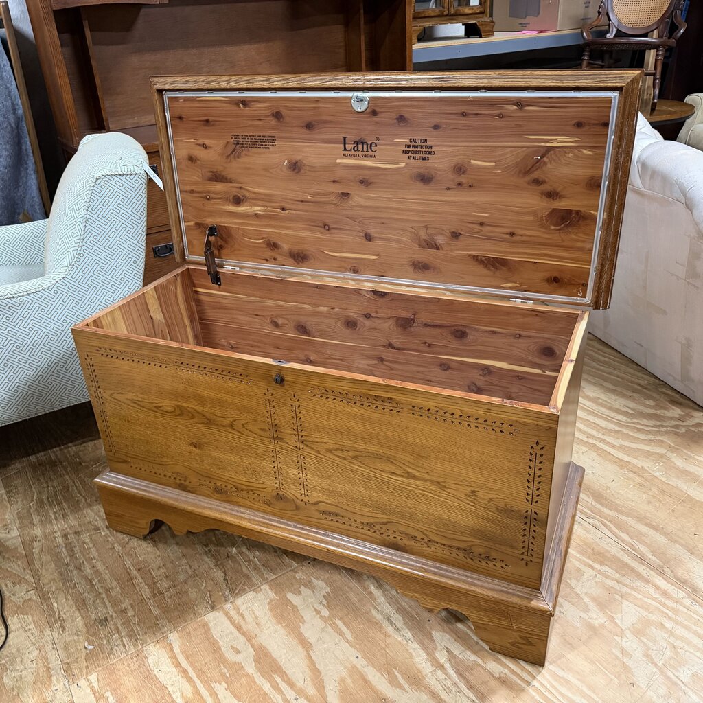 Cedar Lined Blanket/Hope Chest
