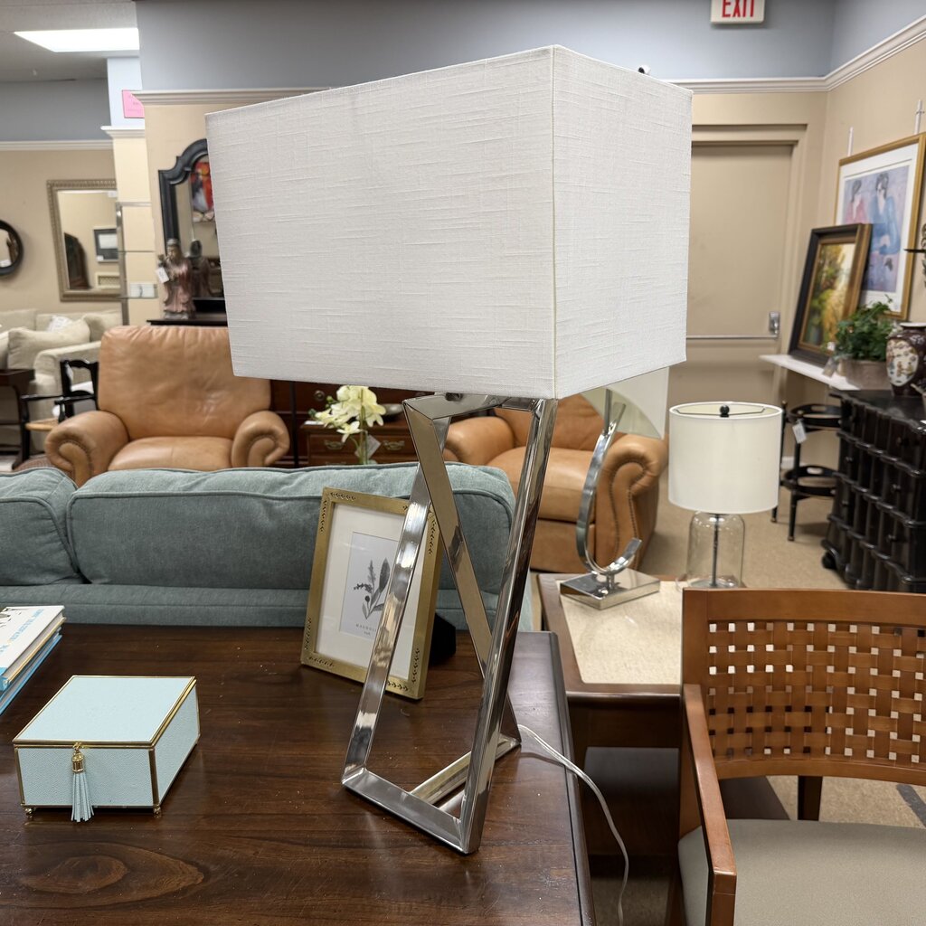 Metal Geometric Lamp