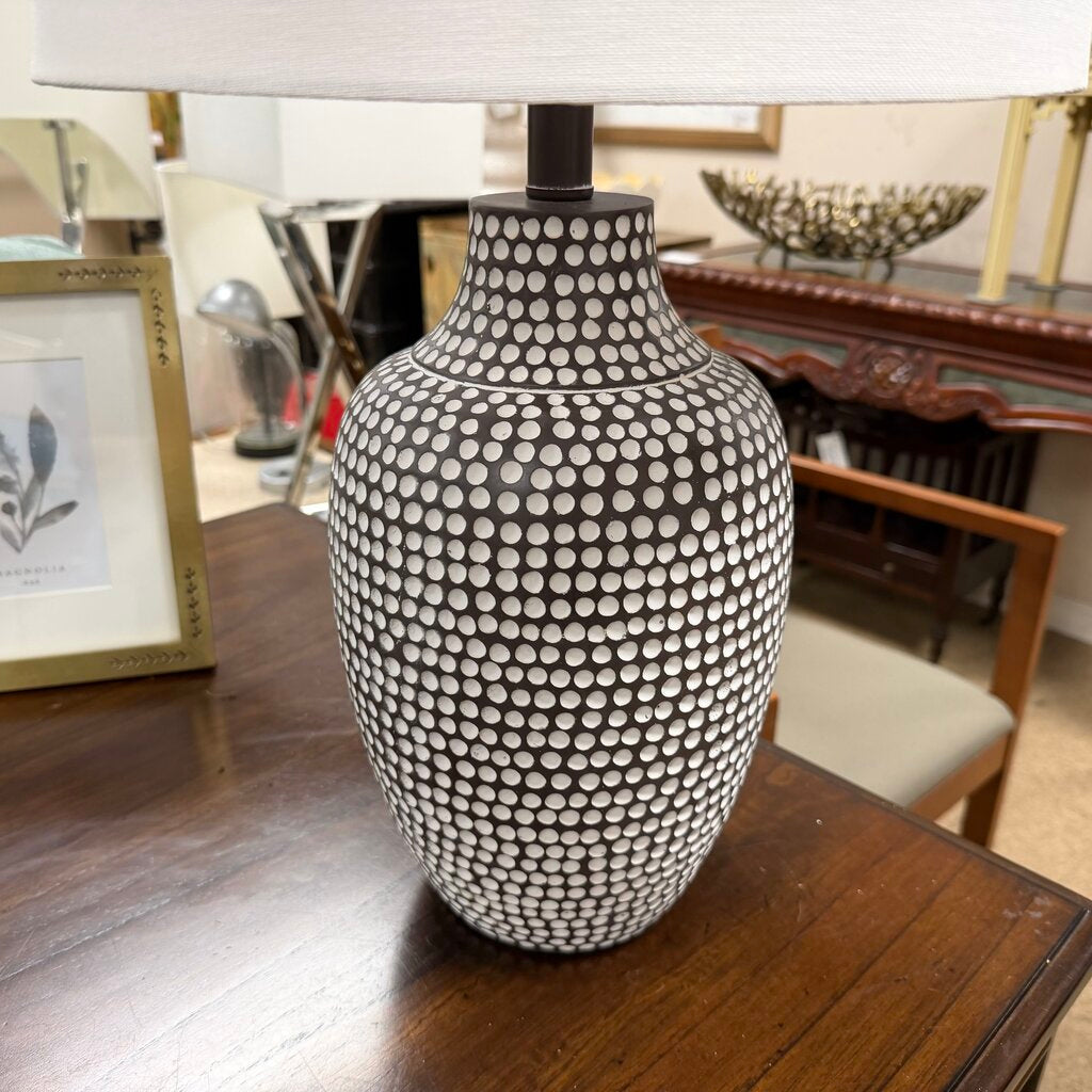 Indented Polka Dots Lamp