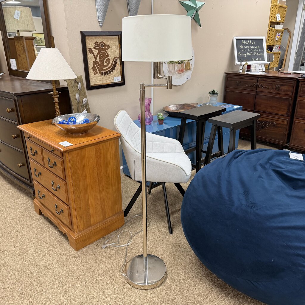 Articulating Floor Lamp