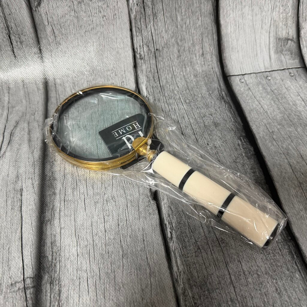 *NEW* Decorative Magnifying Glass