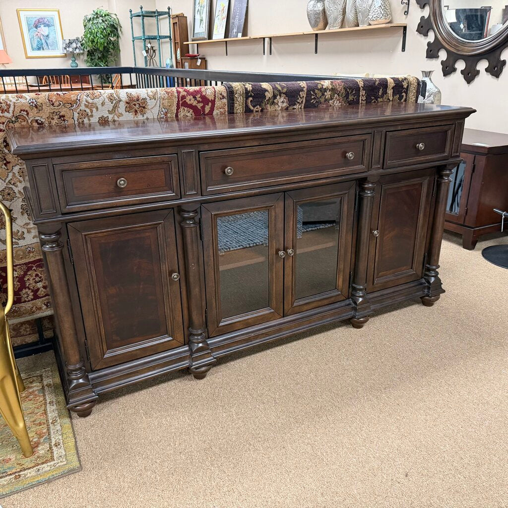 Buffet/Sideboard