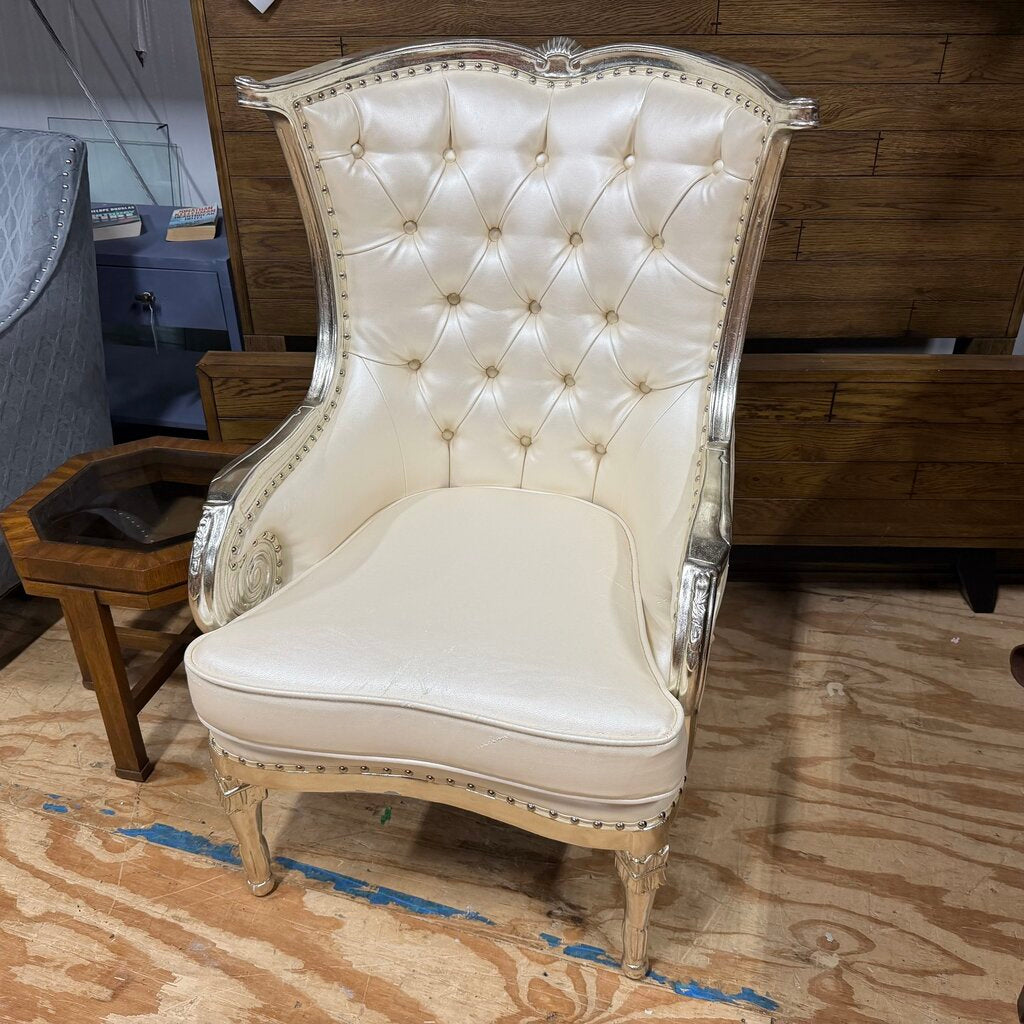 Elaborate Accent Chair