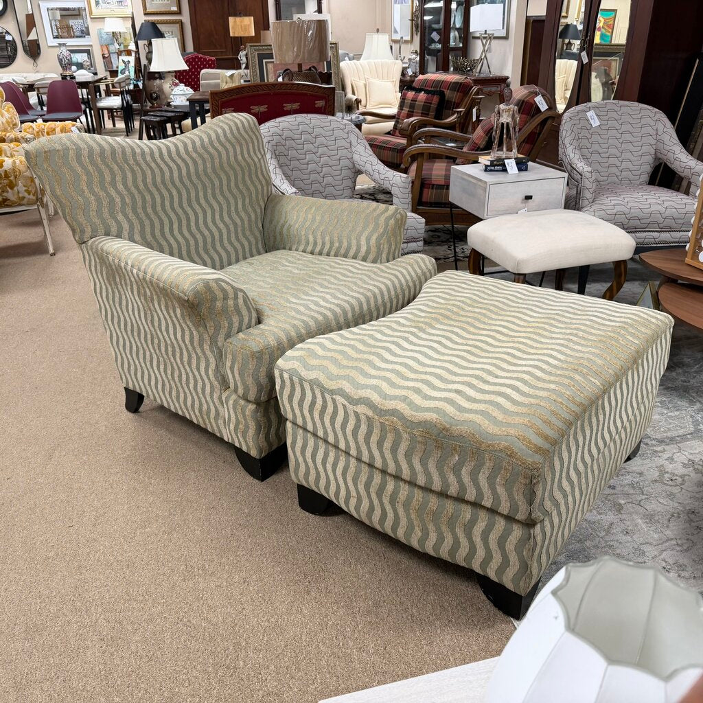 Oversized Accent Chair w/Ottoman
