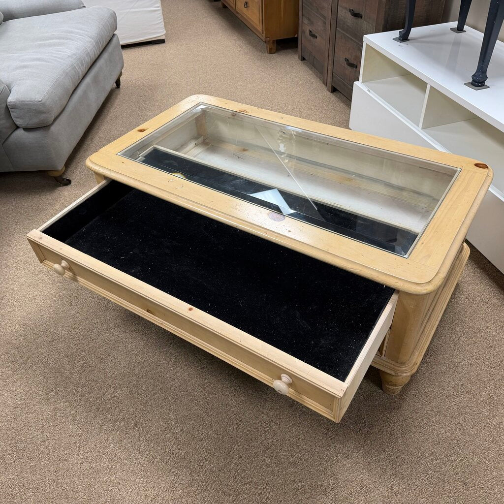 Display Coffee Table w/Drawers