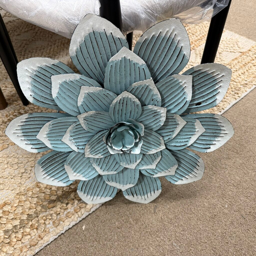 Metal Flower Wall Decor