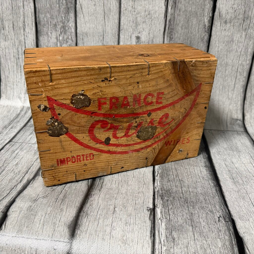 Vintage Cruse Wines Crate