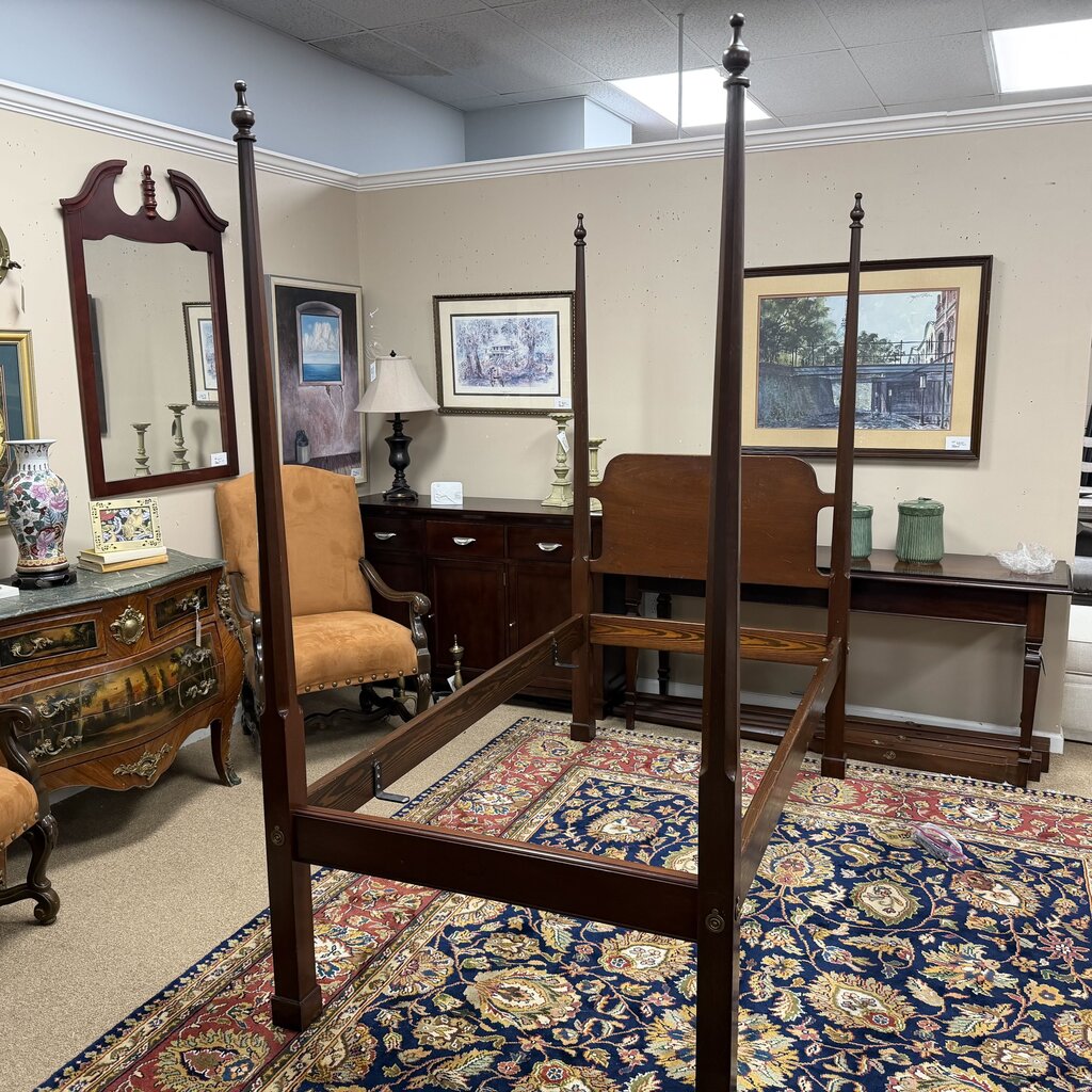 Antique Pencil Post Bed