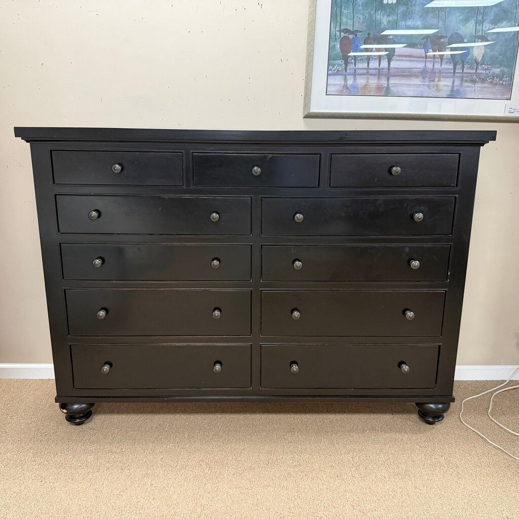 "Camden" 11-Dr Cedar Lined Dresser