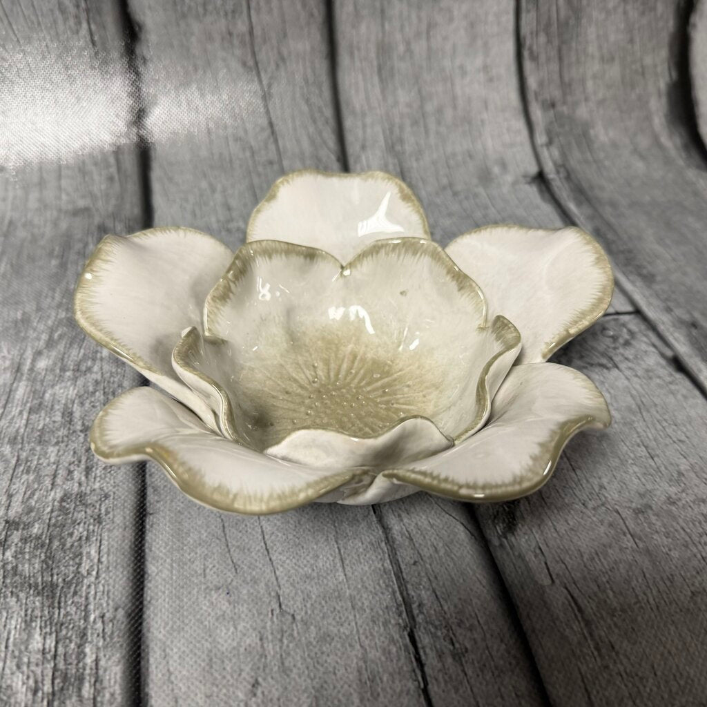 Lotus Flower Dish