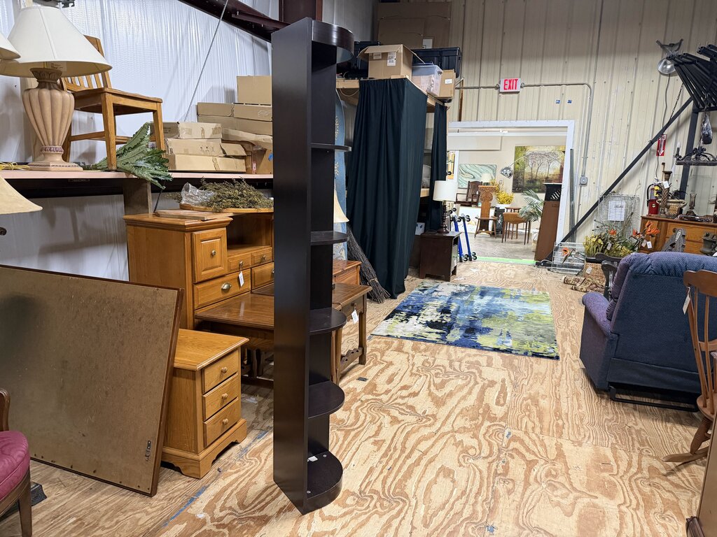 Curved Corner Shelf