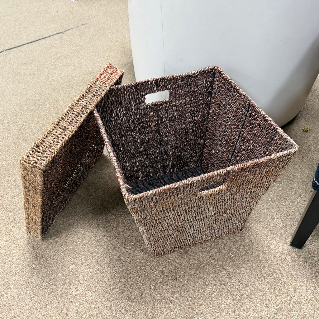 Wicker Storage Bin w/Lid