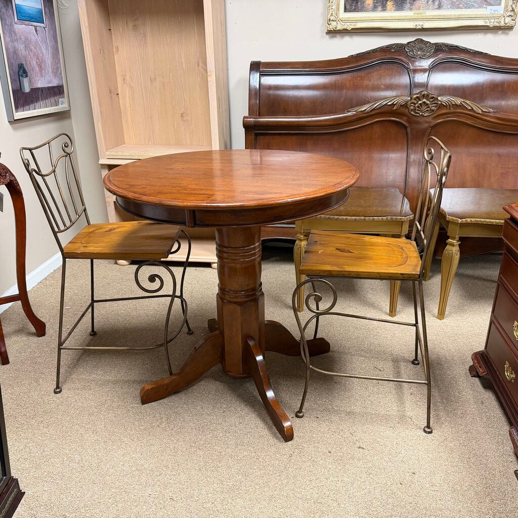 Round Wood Pub Table + 2 Stools