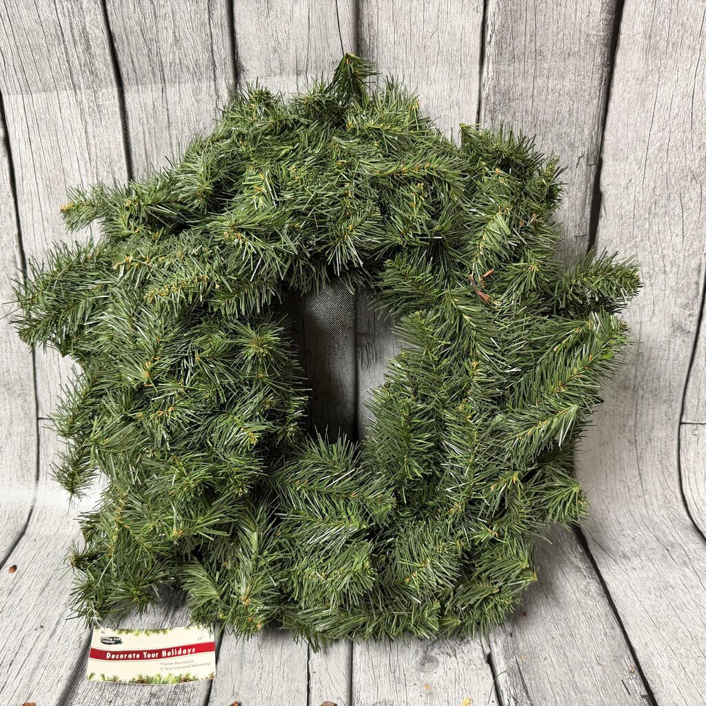 16" Pine Wreath