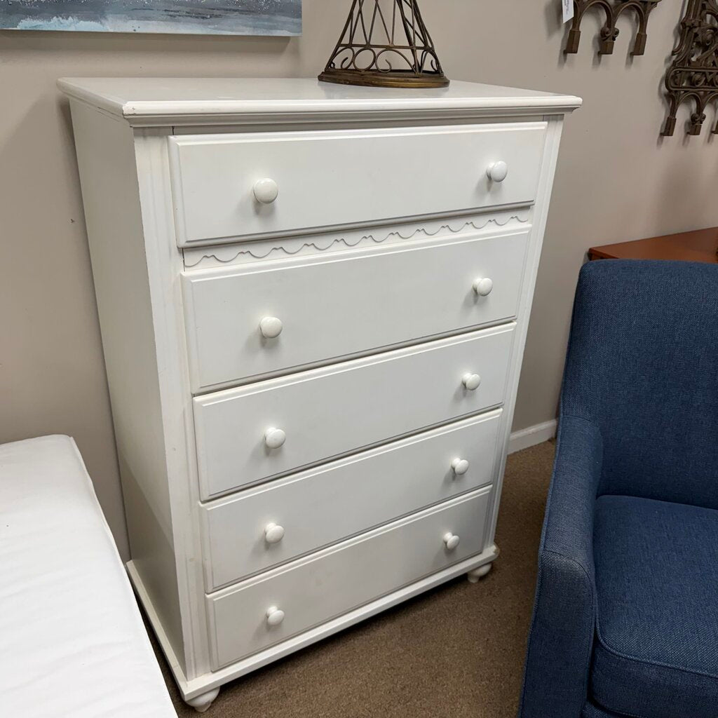 White Chest of Drawers