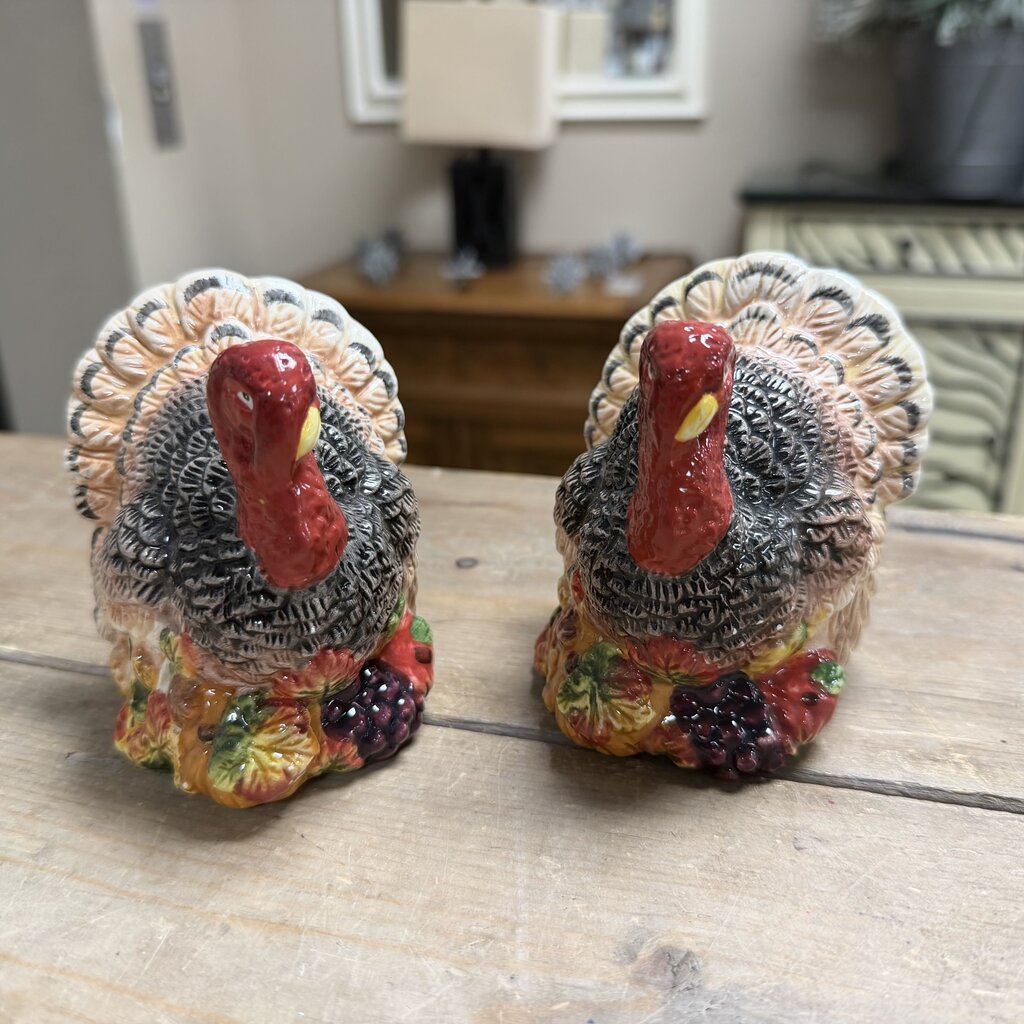 Turkey Salt & Pepper Shakers