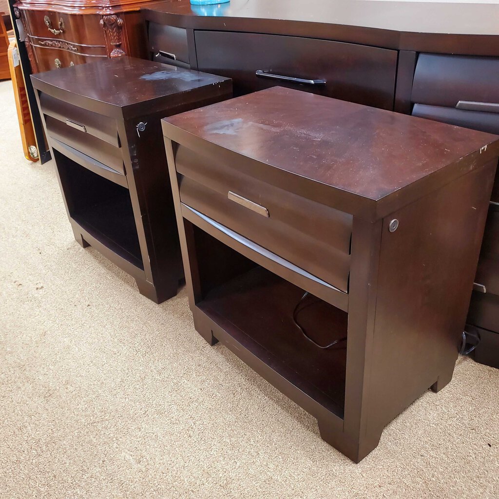 Pair Sable Nighstands