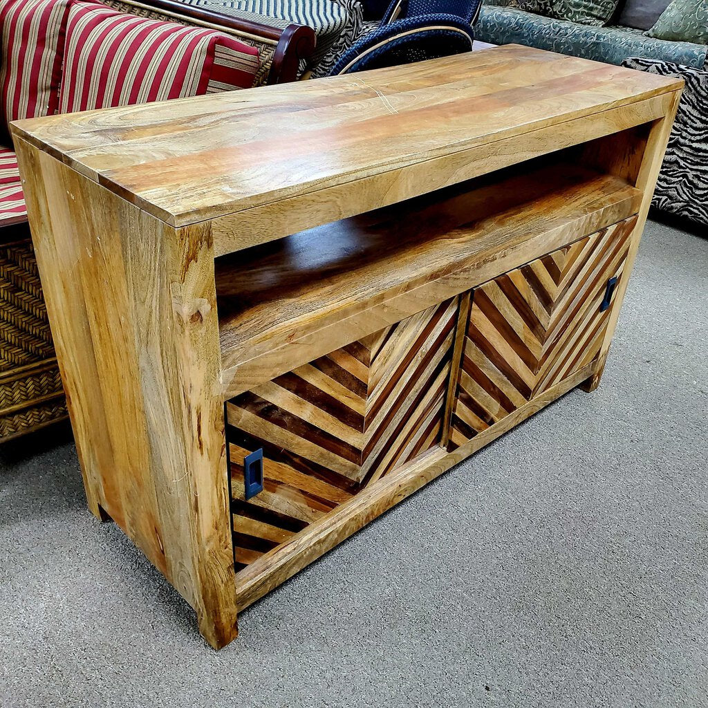 Chevron Credenza