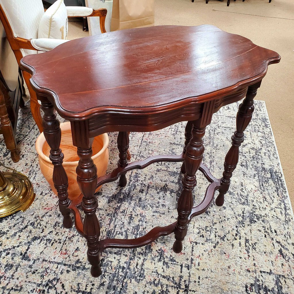 Accent table 6leg Victorian style