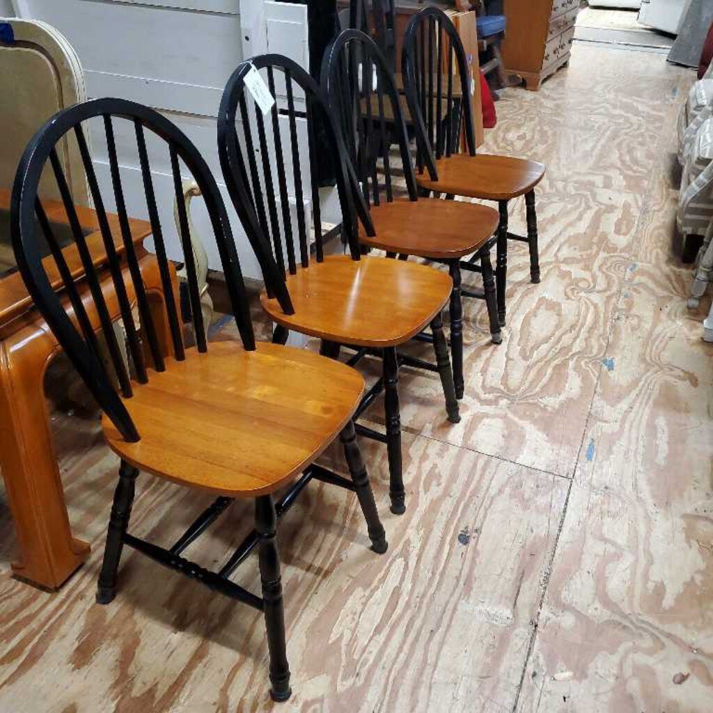 Set/4 Two-Tone Windsor Chairs