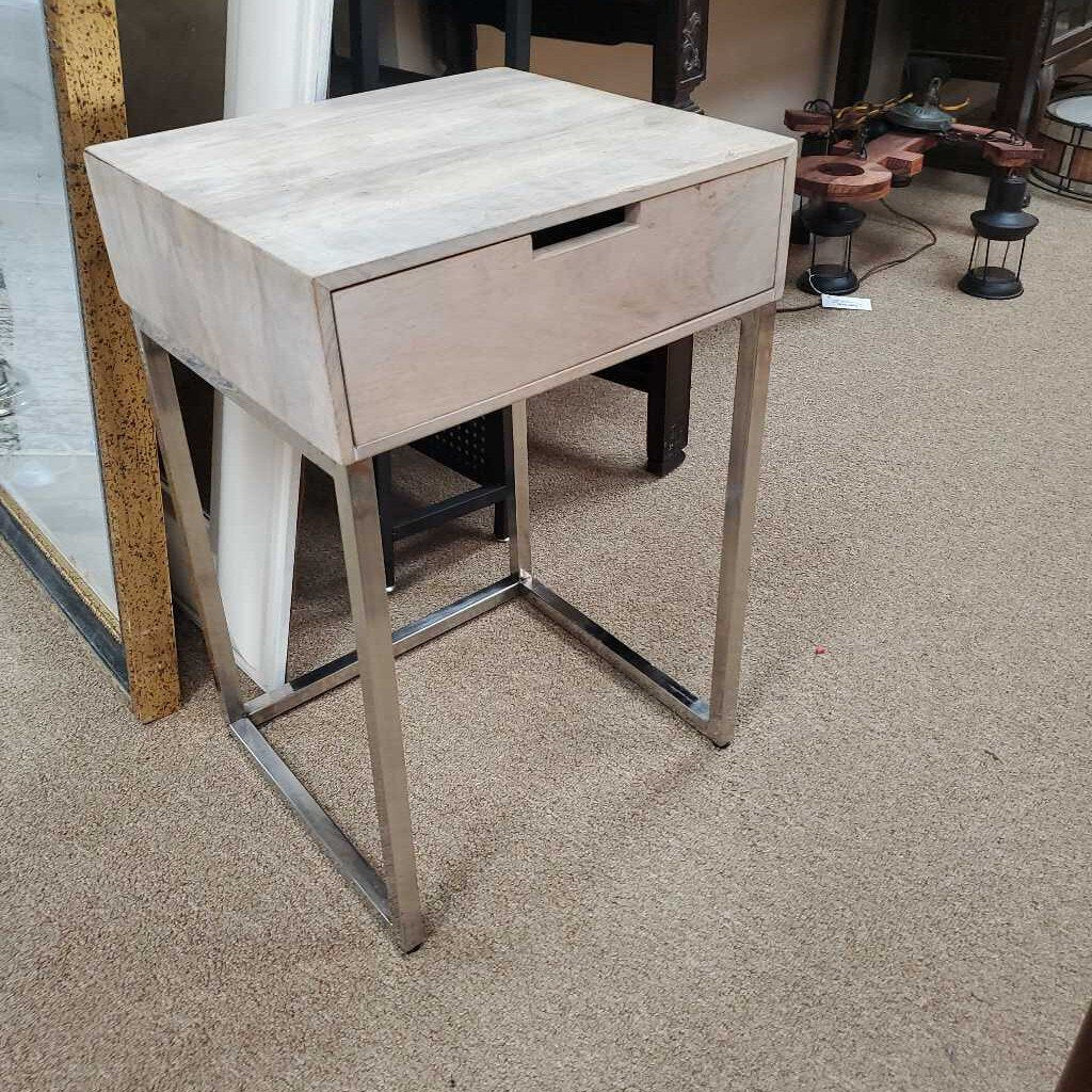 Silver base table 1 drawer