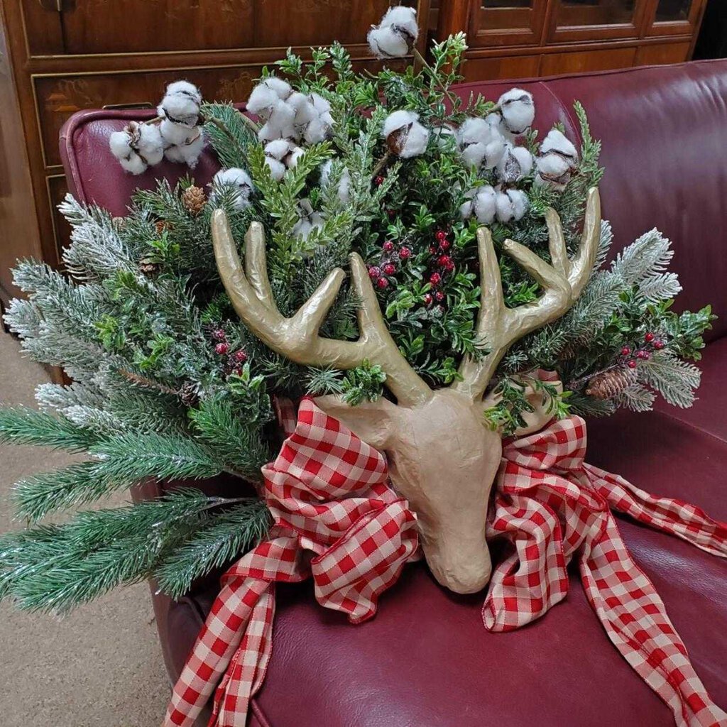 Reindeer Tree Topper