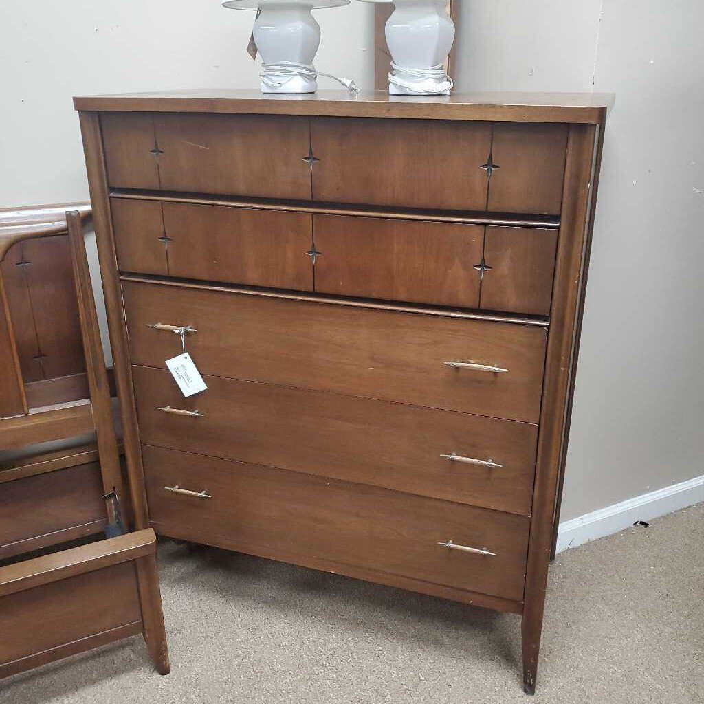 5 drawer vintage chest of drawer