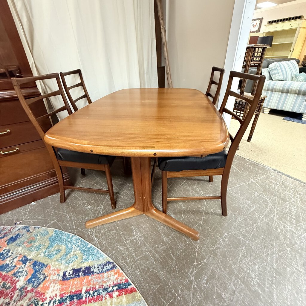 Danish modern hidden leaf table + 4 chairs